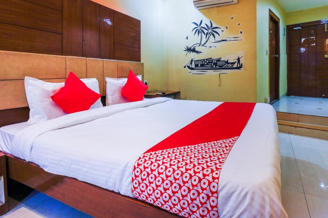 Oyo Hotel Metro International Near Lb Stadium Hyderabad Exterior foto